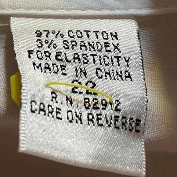 Quizz Woman White Button-Down Blouse Plus Size 22 - Picture 7 of 7